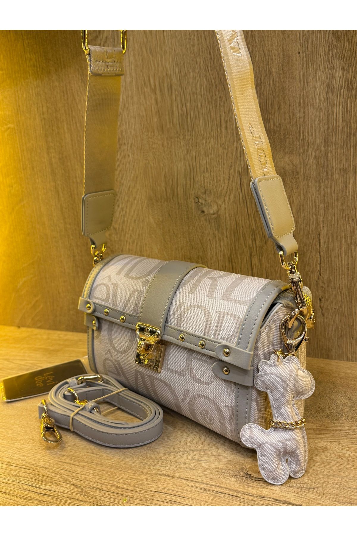 LEVİDOR MONOGRAM GRİ OMUZ ÇANTA Kahverengi AA