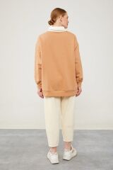 Camel Polo Yaka Arma Baskılı Sweatshirt Camel S/M